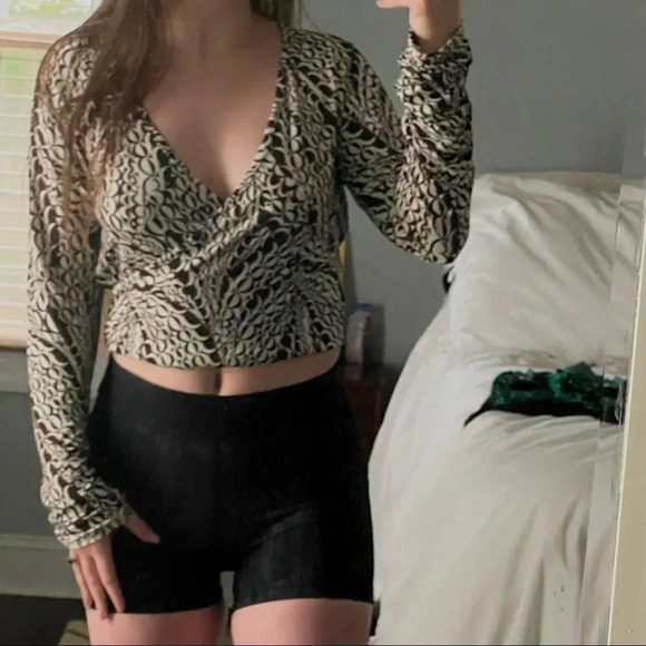 Vintage Y2K Wrap Blouse - Picture 7 of 7